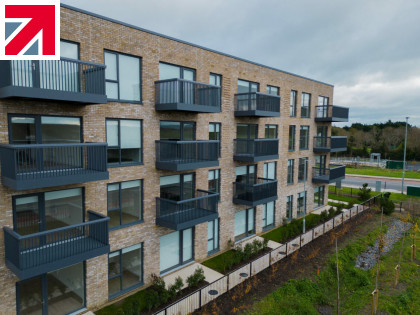 Supply aluminium balcony balustrade system to new-build project in partnership with Extreme Balconies