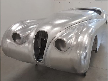 Welcome to Made in Britain classic Jaguar restorer P&K Thornton