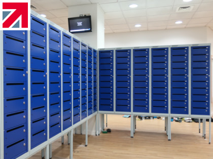 7 benefits of staff lockers at your workplace