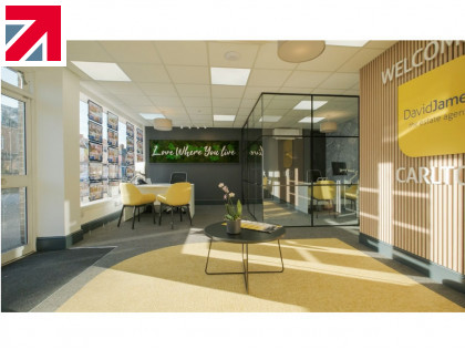 Claralight complements cool & contemporary Carlton Estate agency Branch