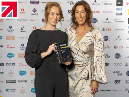 YANA™ Active founders Charlotte & Sophie Wilson named Sustainability Entrepreneur of the Year!